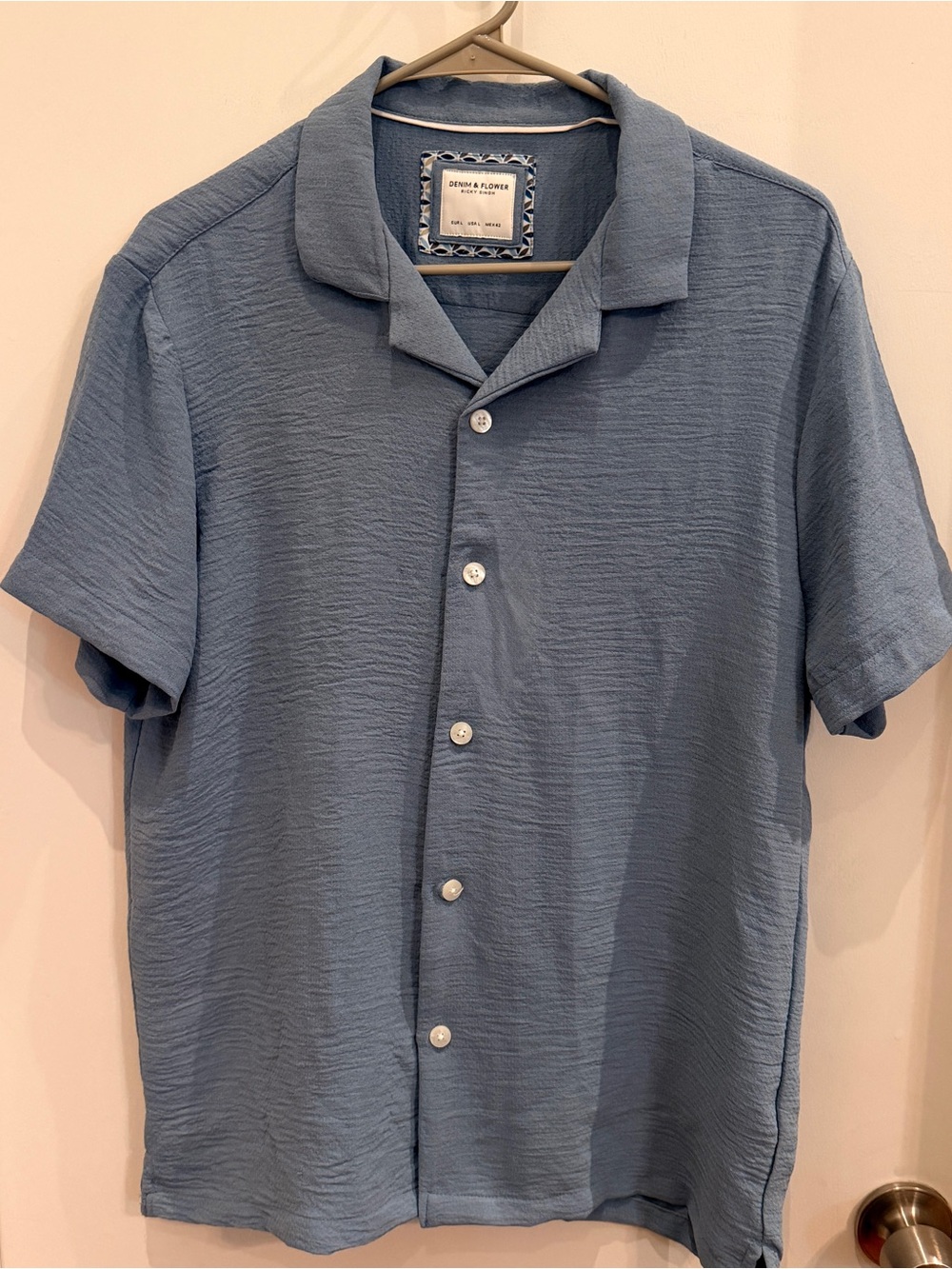 Denim & Flower Short Sleeve Camp Collar Button Down Size L Coastal Resort